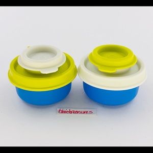 Tupperware smidget sized (1oz) salt and pepper shaker set new
